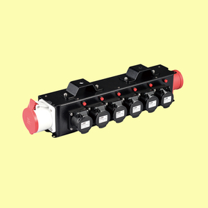 CEE 32A 5P <strong>Input</strong> 16A <strong>Output</strong> Portable Power Distribution Distro Splitter Box