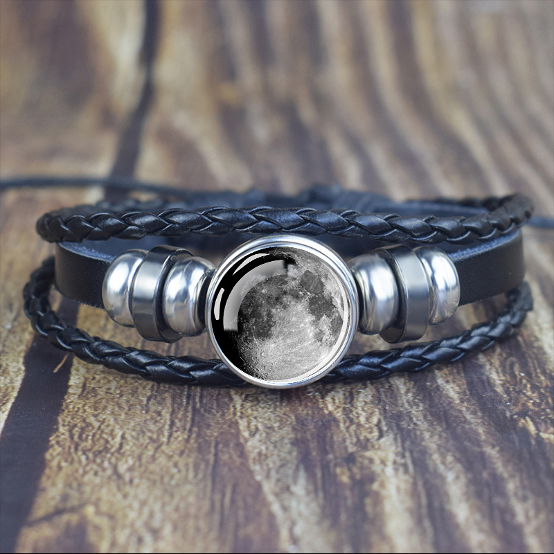 Moon-BLACK