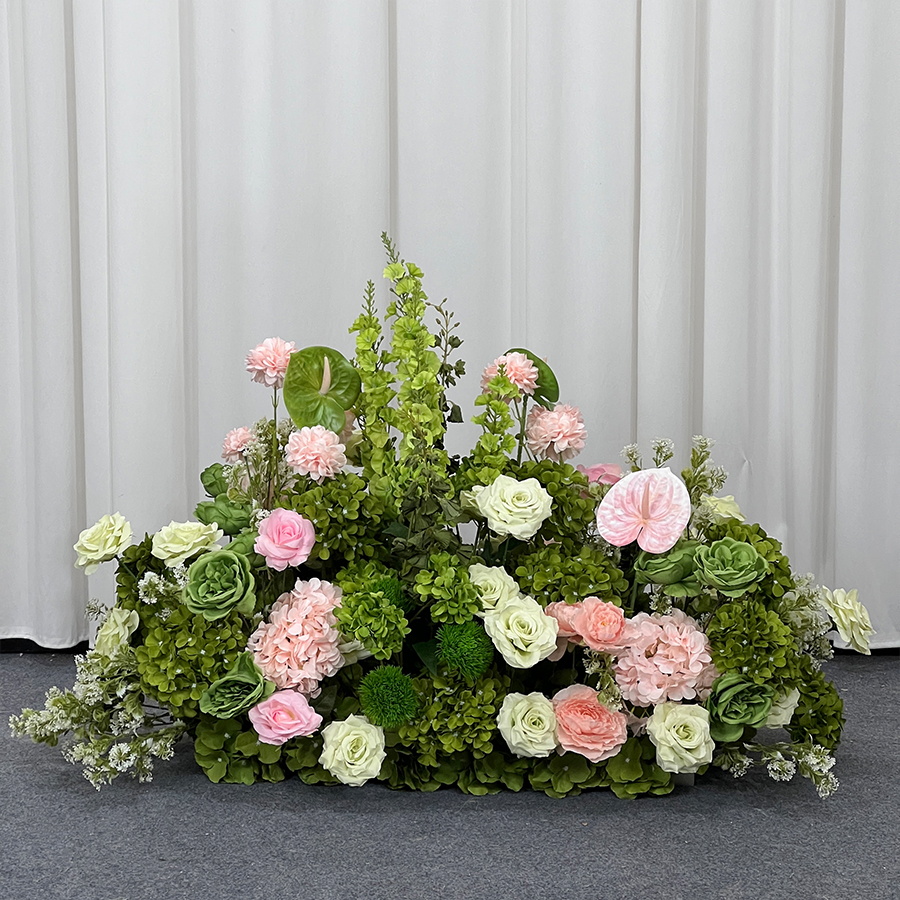 2- ผ้าปูโต๊ะลายดอกไม้