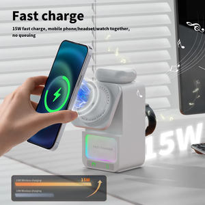 2024 nuevo altavoz Bluetooth de carga inalámbrica multifuncional 5 en 1 portátil RGB LED iluminación micrófono batería fuente de alimentación - Product Image 6