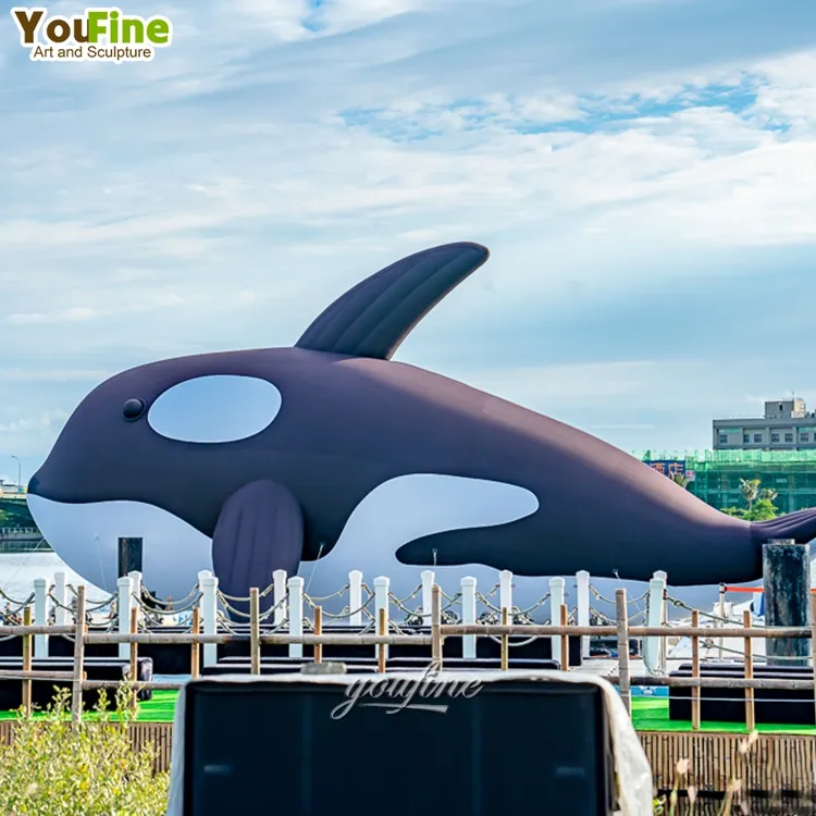 Statue de grande taille de parc en plein air, Statue de baleine en fibre de verre au bord de la mer