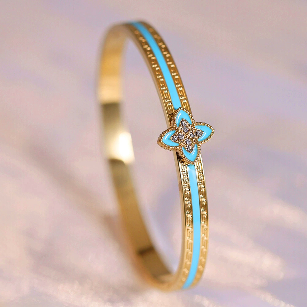 Trébol de cuatro hojas epoxi azul claro de 6 mm