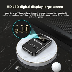 二合一适配器BT 5.0接收器发射器电脑汽车音频调频，配有辅助塑料蓝牙适配器 - Product Image 3