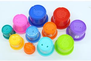 初期の教育番号カウントセットプラスチック製の赤ちゃんのカラフルなスタッキングカップ、お風呂や水遊び用の排水穴付き - Product Image 2