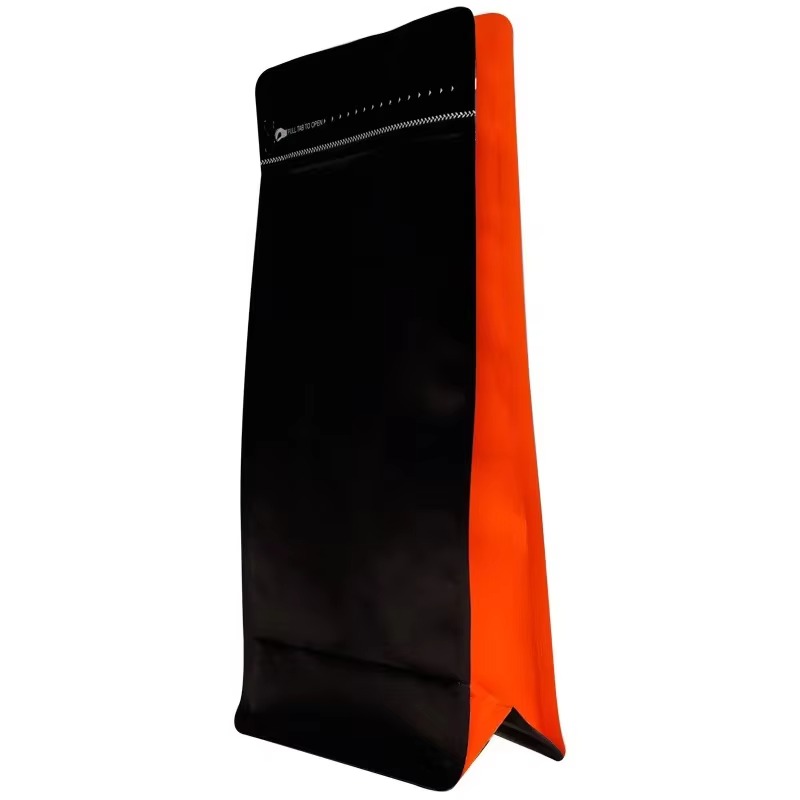 Negro y Naranja