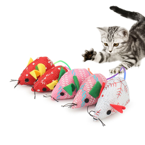 Gato accesorios interactivo gatito bebé masticar ejercicio juguete Catnip gato ratones juguetes Navidad ratón catnip para gatos de interior - Product Image 1