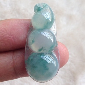 Doğal Jadeite kolye buzlu yeşil fasulye şekli sınıf bir Jadeite kolye - Product Image 2