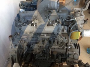 掘削機エンジンアセンブリ用4BG1モーターエンジンいすゞオリジナル中古 - Product Image 2
