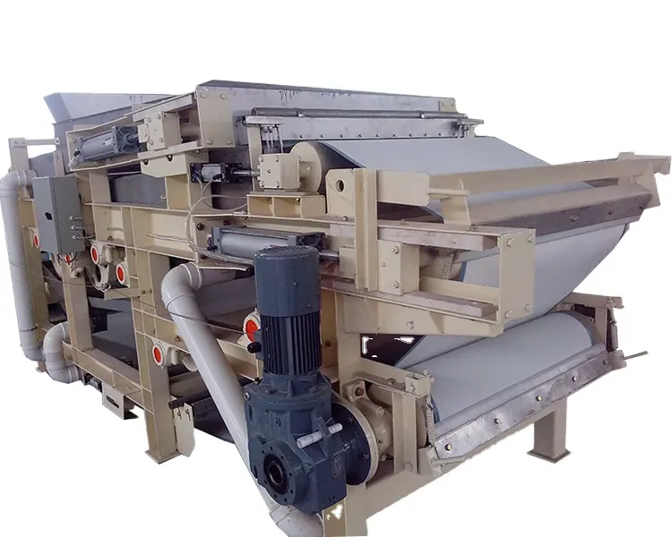 Industrielle Kläranlage verwendet Schlamme nt wässer ungs anlage Band filter presse Maschine für Schlamm wasser abscheider