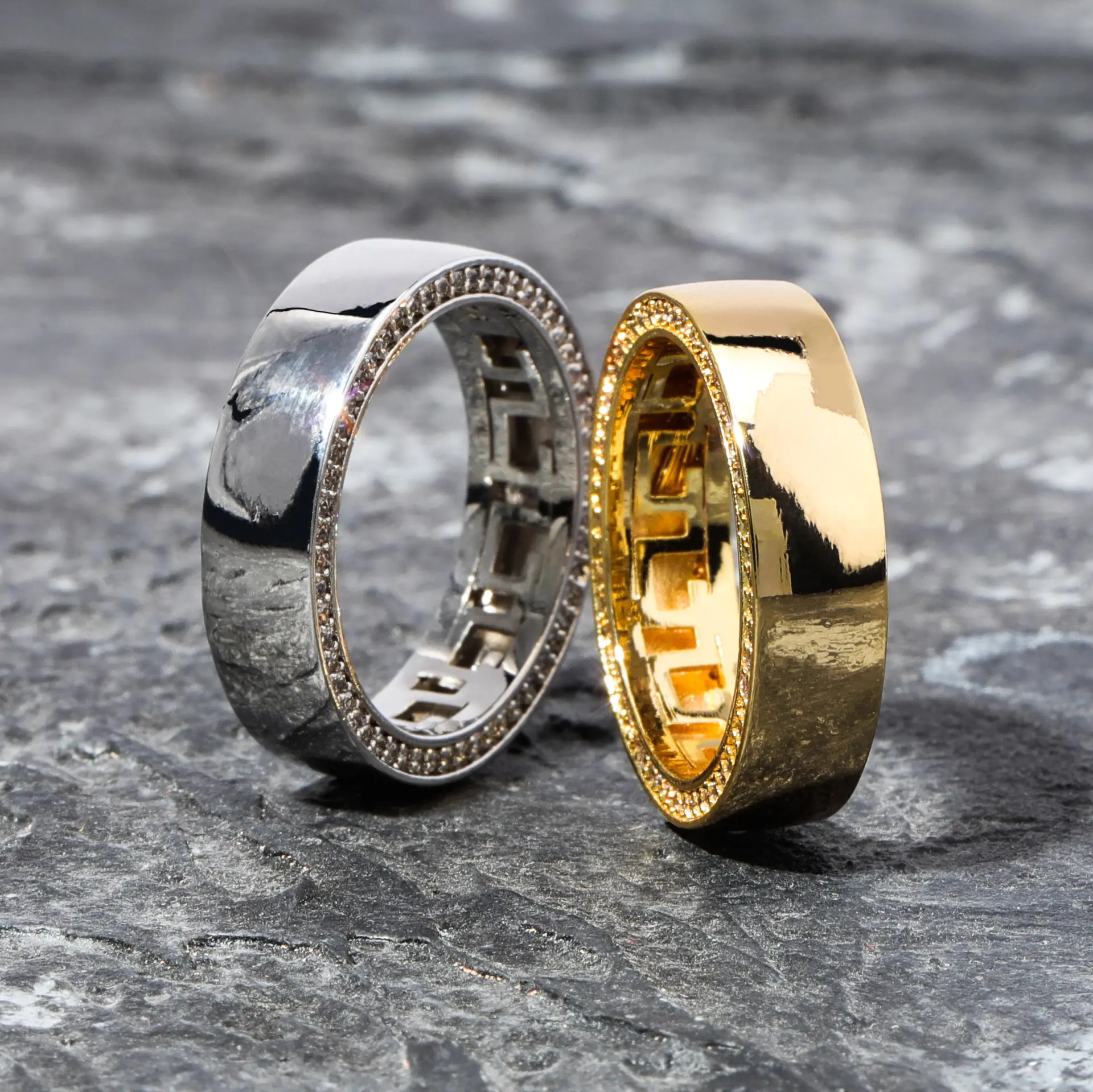 Anello da uomo 925 anello in argento zircone ghiacciato moda gioielli Hip Hop Micro intarsio placcatura in oro 18 K placcatura ad anello liscio