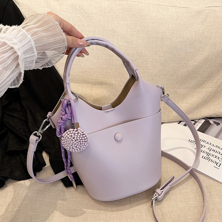 Violet avec charme