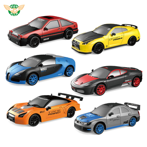 1/24 ölçekli uzaktan kumanda oyuncak yol araç RC Mini Drift araba yarışı oyunu LED ışık ve Drift lastikleri ile hız modeli sürüklenen - Product Image 4
