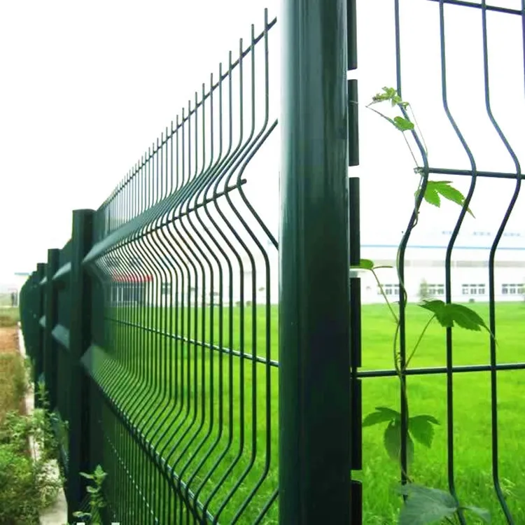 3D curvato rete metallica saldata recinzione da giardino all'aperto per la casa decorativo pannello di recinzione di sicurezza con struttura in metallo rivestito in PVC per uso agricolo