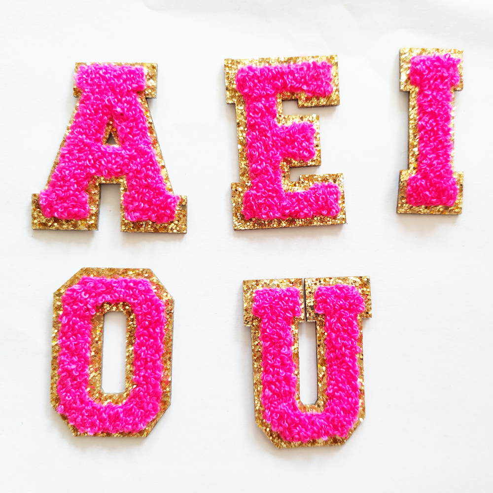 Voyelle rose fluo (AEIOU)