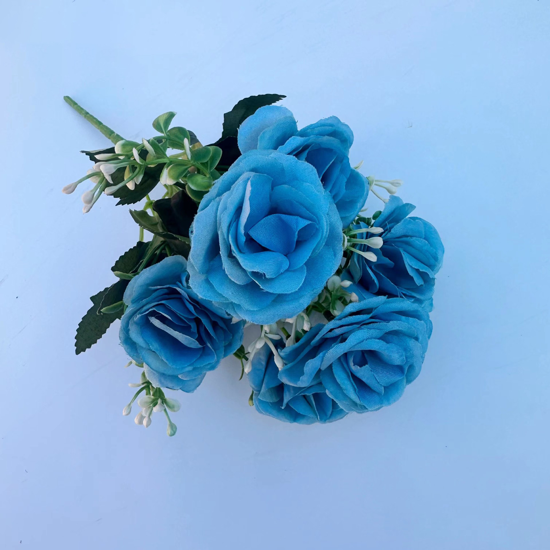 Azul