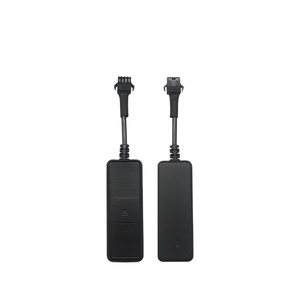 GSM Universal Vehicle Cheap Hard Wired Auto GPS Tracker con SDK y API