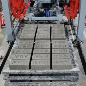 AutomaticConcrete Máquina para hacer bloques huecos Cemento Ladrillos sólidos Máquina para hacer bloques móviles - Product Image 3