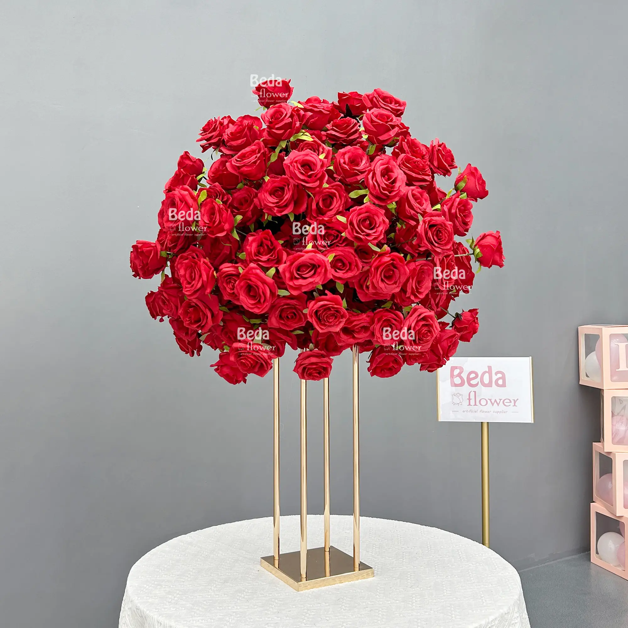 ベダパーティーサプライヤーカスタマイズされた結婚式のアーチ赤いバラの花の装飾造花アーチ結婚式の背景花のアーチの装飾
