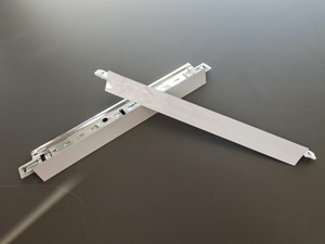 带有基本天花板网格组件的吊顶t形杆槽T24网格系统 - Product Image 6