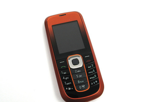 GSM-FIXノキア2600クラシックロック解除携帯電話の汚れのない状態