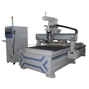 Modelo económico 1325, cambiador de herramientas automático, enrutador de madera CNC ATC al precio más bajo en limitado a 10 juegos - Product Image 1