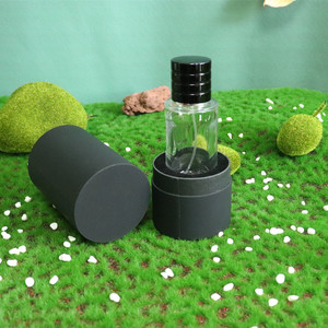 卸売空香水噴霧器30 ml 50 ml 100 mlクリアラウンド磁気キャップスプレーガラス香水瓶噴霧器付き - Product Image 3