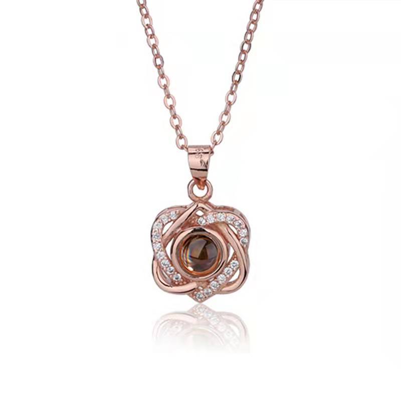 Double amour or rose