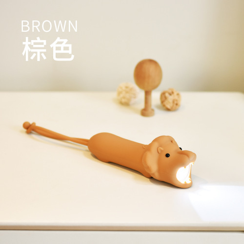 Lampe de poche en silicone Lion