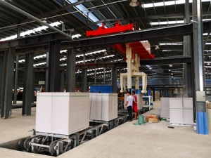 Autoclave aireado completamente automático de hormigón AAC bloque que hace la máquina de corte equipo línea de producción de plantas para la fabricación - Product Image 5