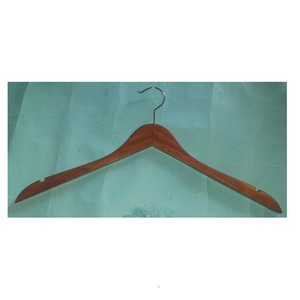 畅销服装木制衣架的惊人设计时尚定制家居装饰出口商时尚衣架 - Product Image 2