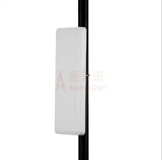 2500 - 2700 Mhz 15 dBi dual-phân cực hướng MIMO Patch Panel wimax LTE 2600 Antenna