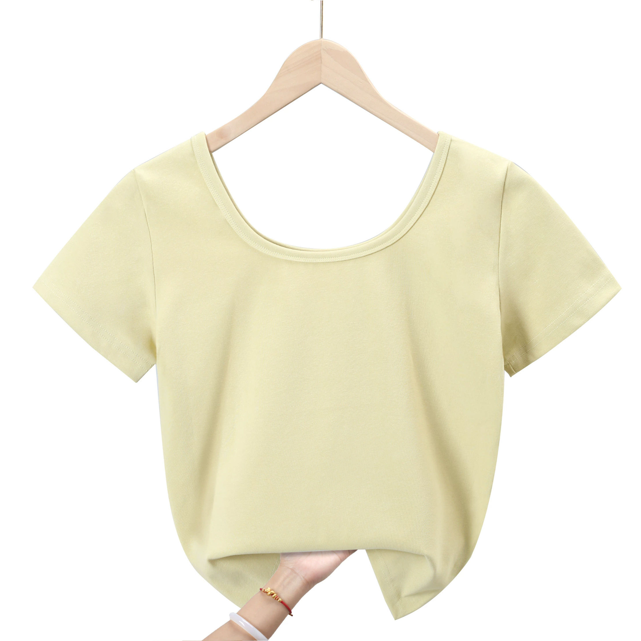 สีเหลือง