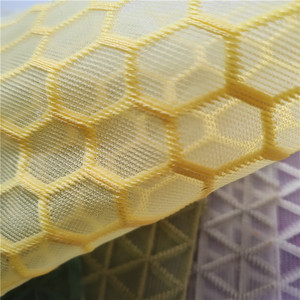 sechseckiger weichgewebter stoff 3d-netz 100% polyester steinnetzstoff für textilienmatratzen heim quilted stoff - Product Image 3