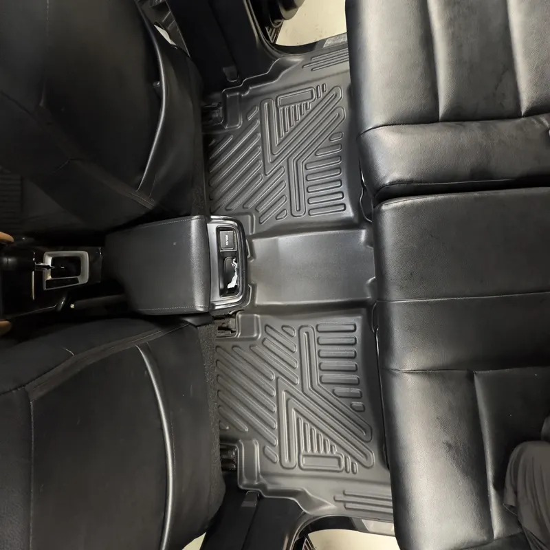 OEM/ODM Sedan Tpe Tapete Do Assoalho Do Carro Não-Deslizamento Matt Esteiras Impermeáveis Duráveis carro para AUDI A3