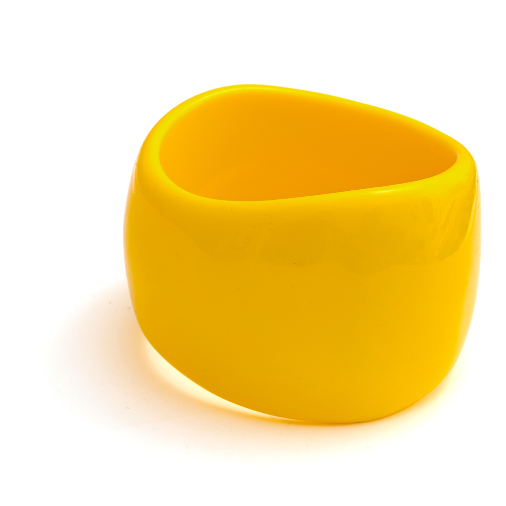 Jaune
