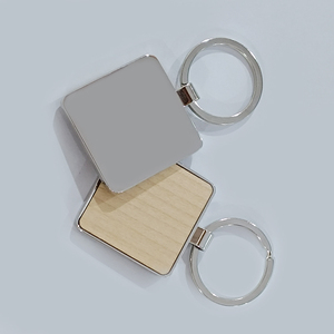 Металлический деревянный брелок для ключей с гравировкой - Product Image 3