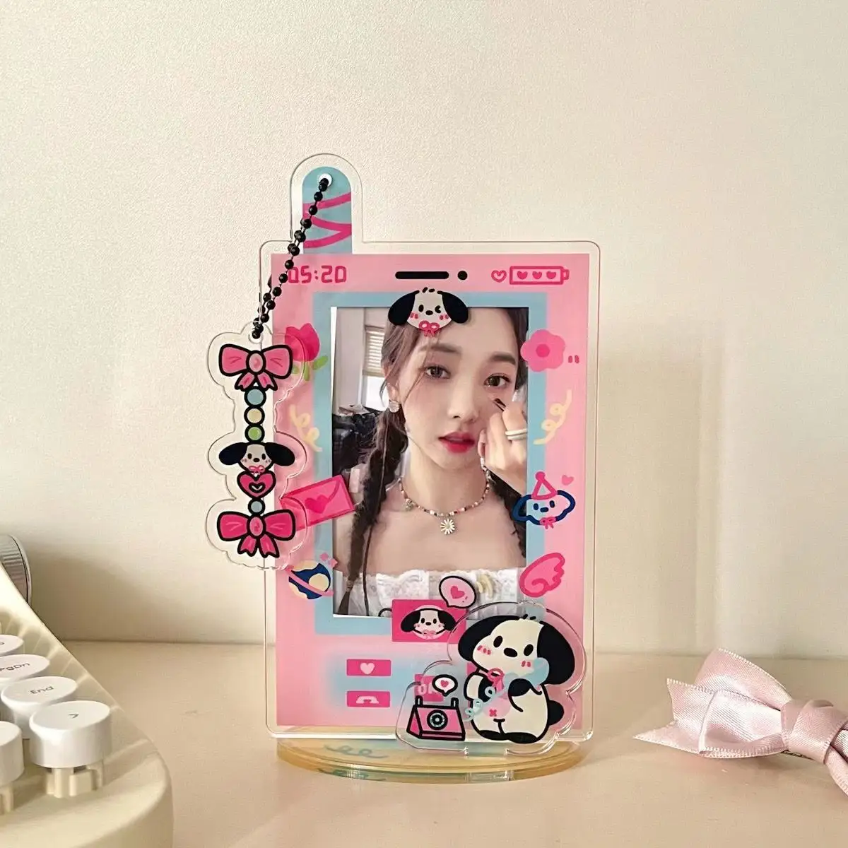3 polegadas Kpop cartão Display Stand Photo Card Decor Kpop Photocard Holder Stand acrílico borboleta Picture Frame