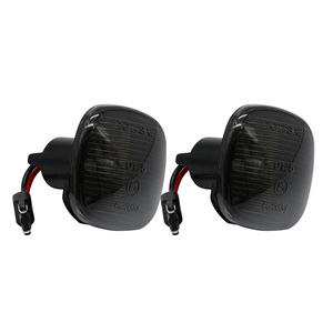 Siyah duman Lens dinamik LED yan işaretleyici yan göstergesi tekrarlayıcı dönüş sinyalleri işık Skoda Fabia Octavia için Roomster süper - Product Image 2
