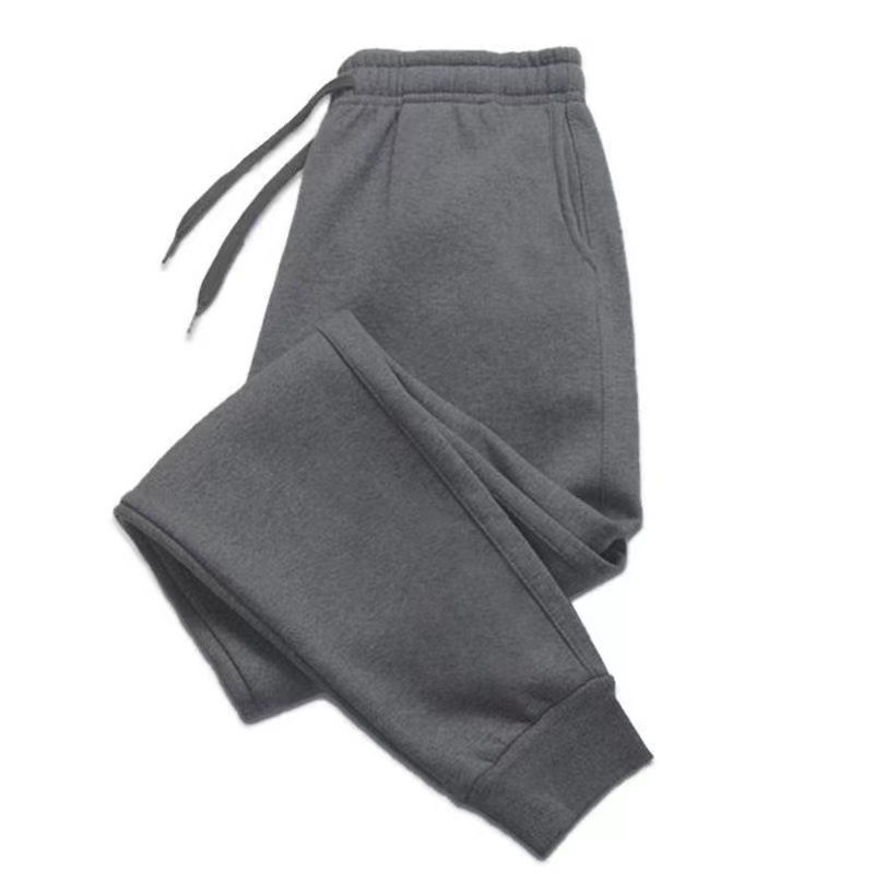 Gris oscuro