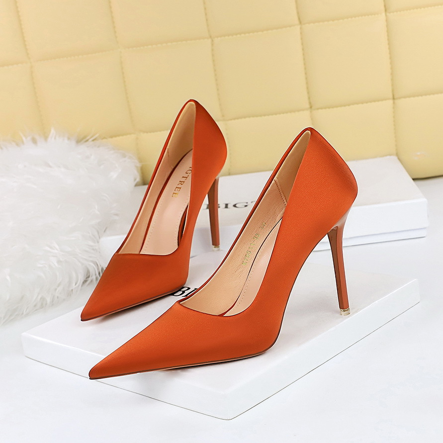 1 orange-red 10.5CM