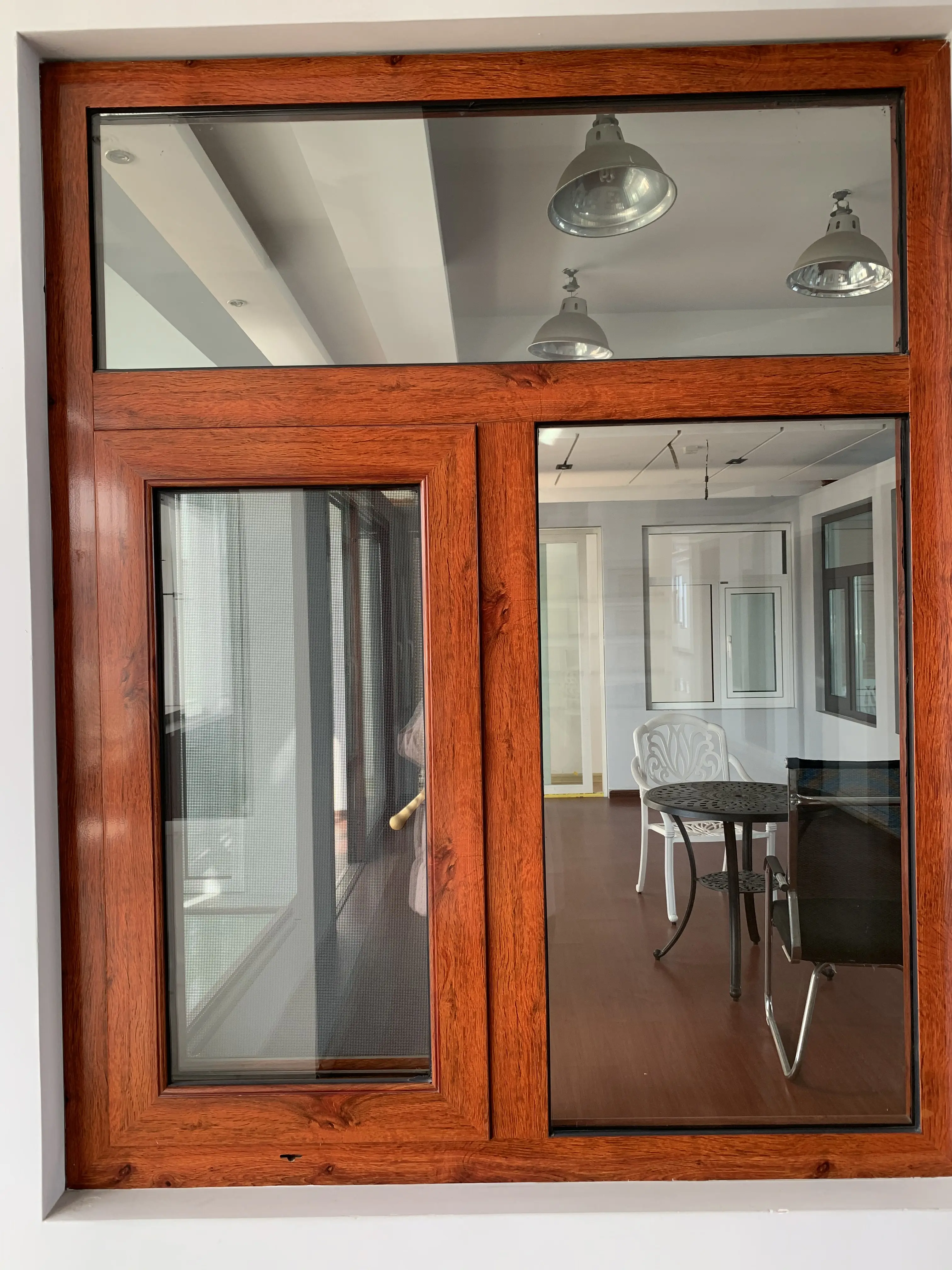 Secciones de perfil de aluminio para ventanas y puertas