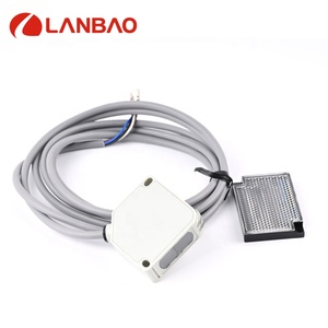Pte-pm系列大方形5m红光NPN + PNP偏振反射光电接近传感器 - Product Image 2