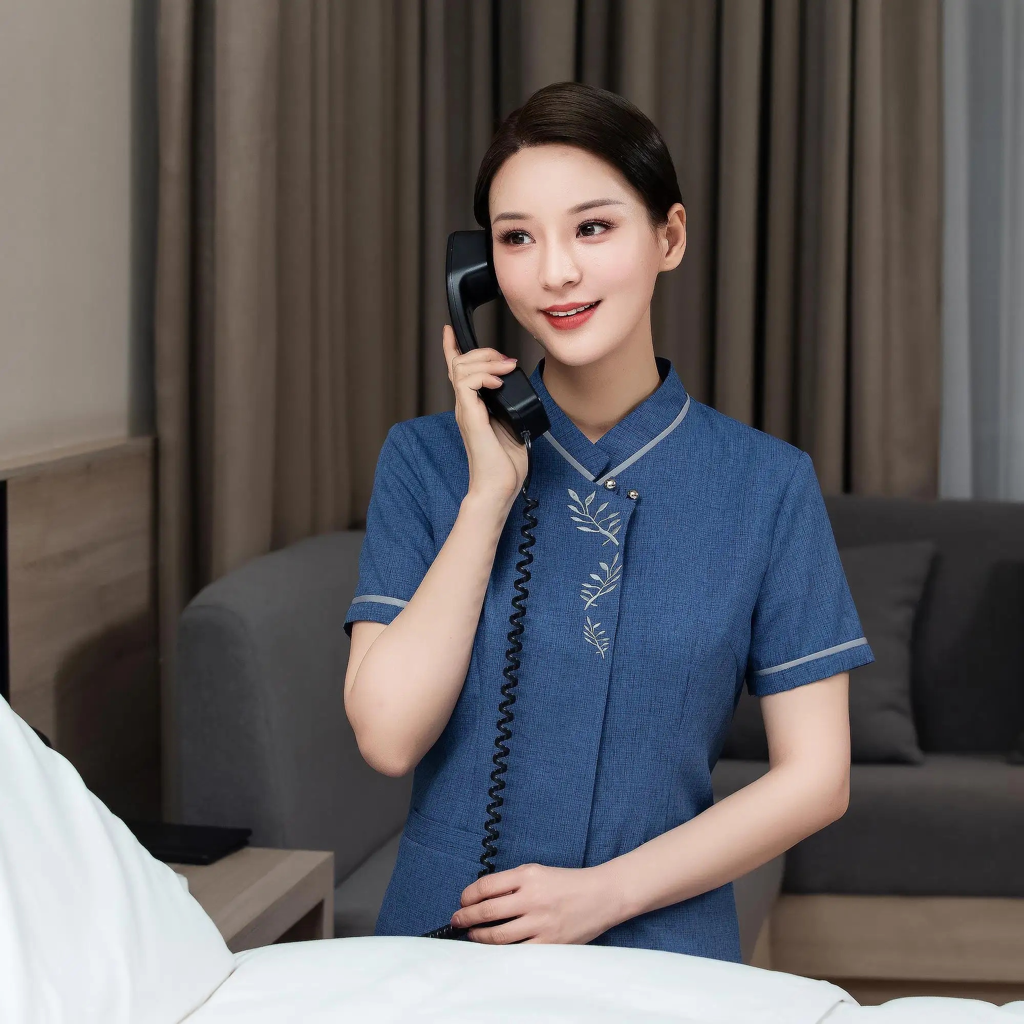 Uniformi Hotel Receptionist hospital Designs Hotel Uniform india market Reception per la governante dell'hotel