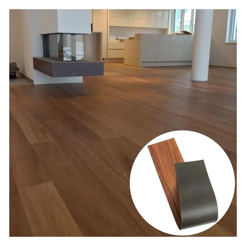 Installation facile de carrelage en vinyle de luxe auto-adhésif brun en bois Plancher en plastique LVT