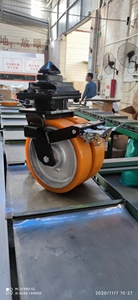 JL 1500千克-5000千克经济型铸铁聚氨酯集装箱脚轮超重型旋转脚轮，带制动PU 2吨6/8/10/12英寸