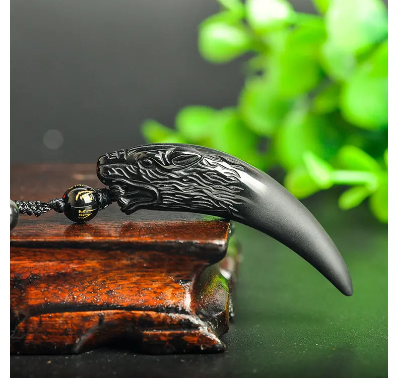 Qiuhan Natural Stone Ice Obsidian Black Obsidian Crystal Wolf Tooth Pendant Necklace