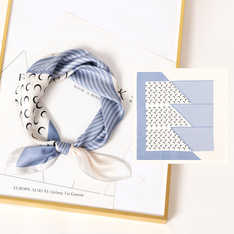Crescent moon light blue-5353