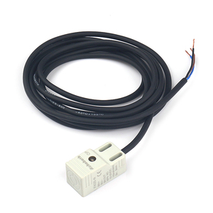 REHOBOTH Sensor de Proximidad Inductivo Cuadrado, Alta Calidad, 5mm, IP67, Serie FK, NPN, 10V-30V, CC, 3 Cables, Excelente para Diversos - Product Image 1
