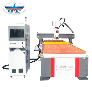 Máquina enrutadora CNC de 2 mesas de trabajo Máquina cortadora CNC con velocidad rápida y alta precisión - Product Image 2