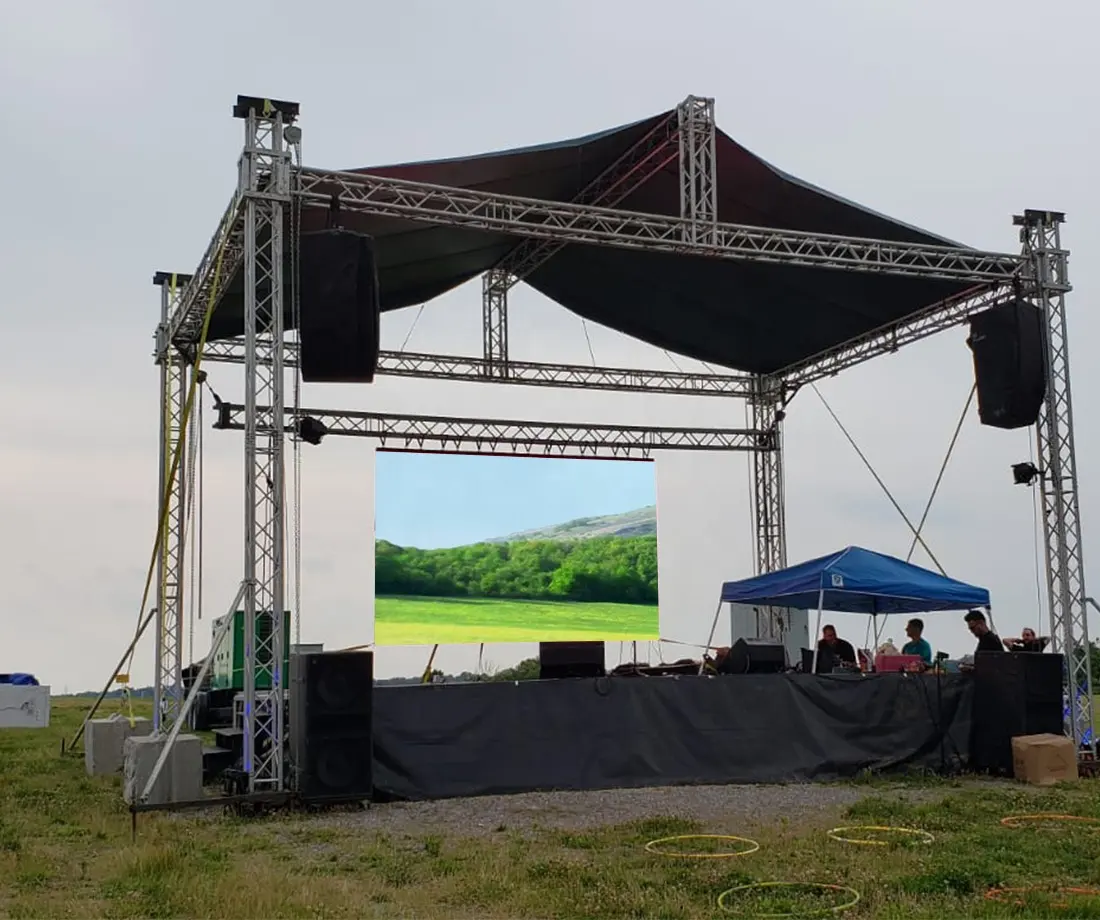12 Square Meters LED Display Stage Background Nationstar P2.976 Outdoor LED Screen